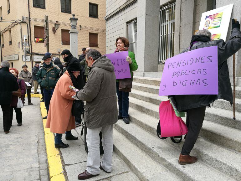 Imagen de una de las concentraciones llevadas a cabo en la capital por la Cooordinadora Estatal