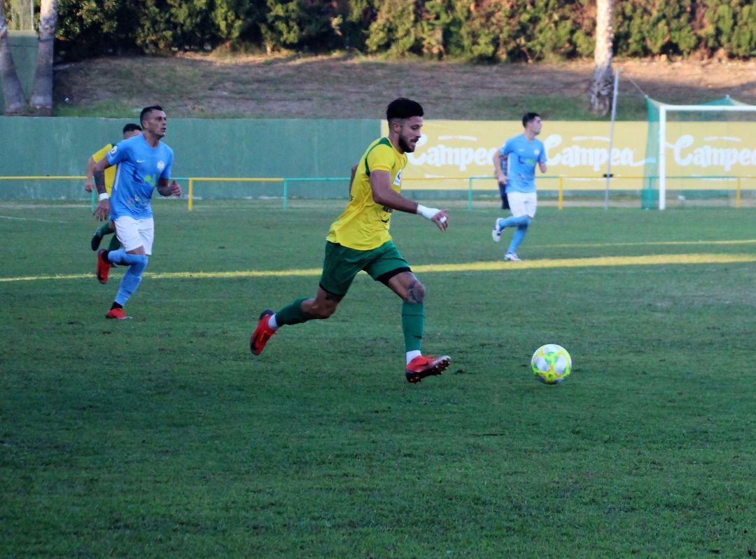 Triunfo ante el Lucena.