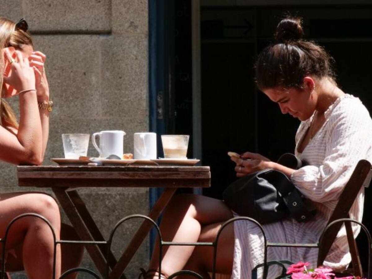 Los hosteleros de A Coruña consideran "migajas" la rebaja de las restricciones