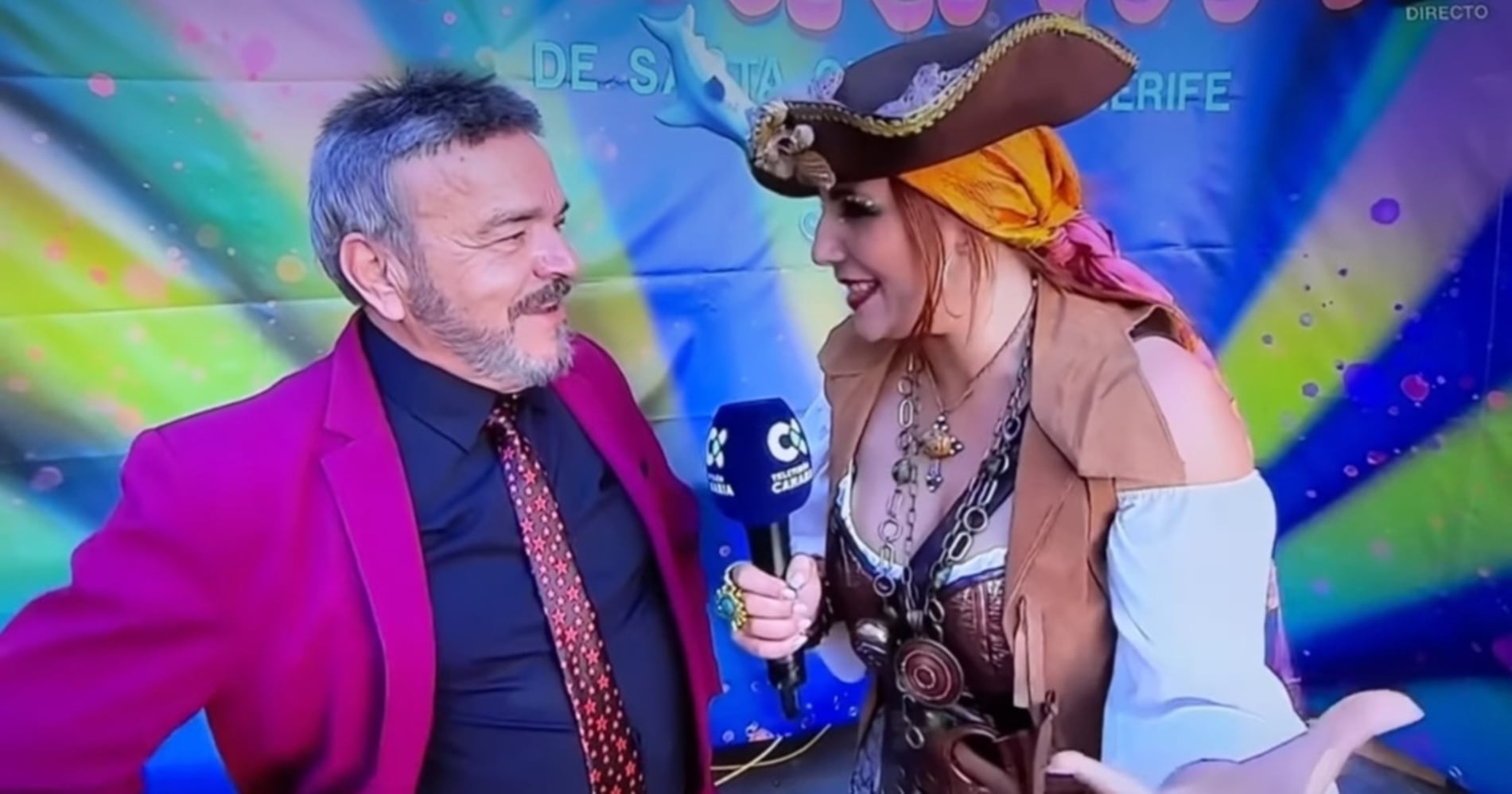 El cantante Pepe Benavente durante su entrevista en la RTVC