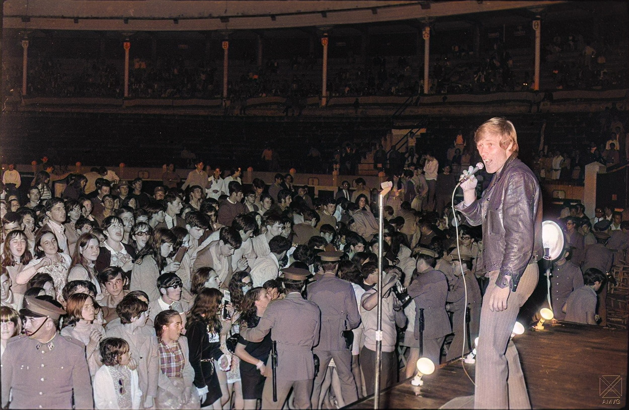 Mike Kennedy en un concierto en la Plaza de Toros de Vitoria en 1968