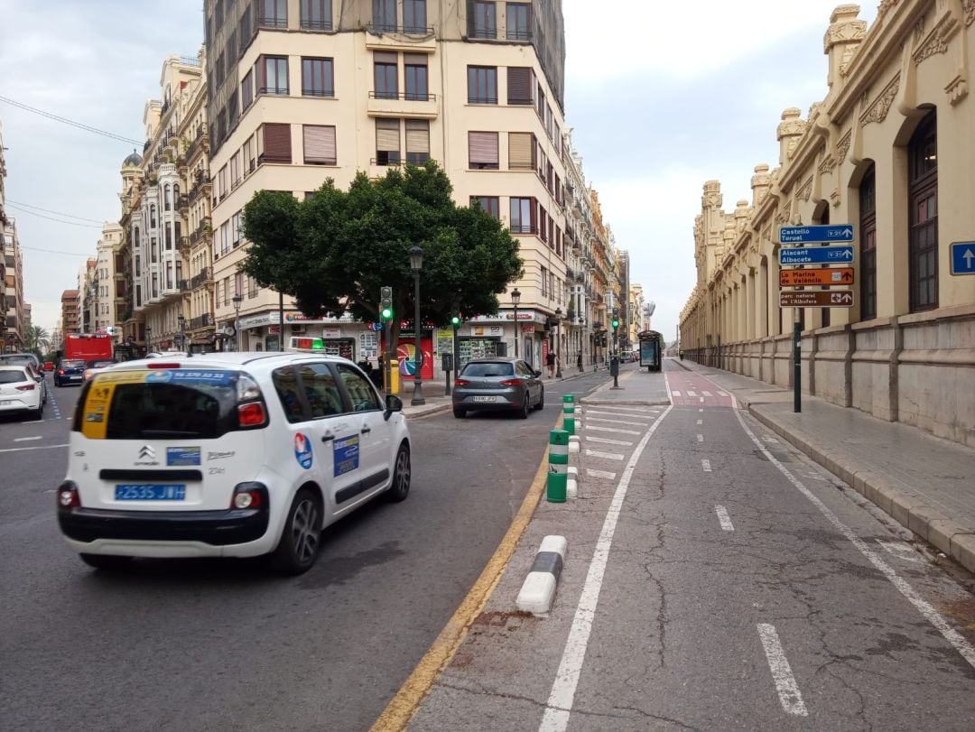 Imagen de la calle Alicante de València este mismo jueves