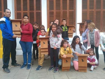 El Ayuntamiento también organiza talleres para informar a los niños sobre los beneficios de los murciélagos en el control de plagas