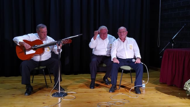 José Bermúdez, El Panadero, a la guitarra acompañado a Taxista y Levantino al cante. La Arboleja 2022.