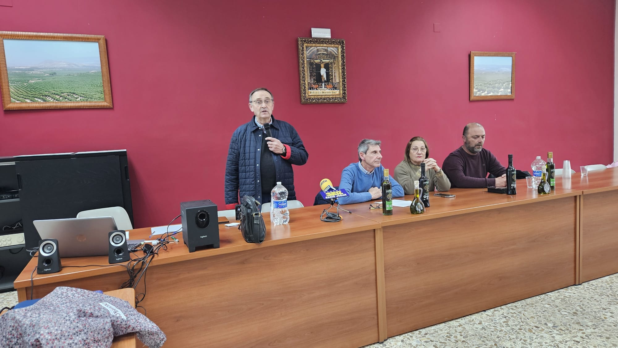 Momento de la intervención del presidente Manuel Ogállar