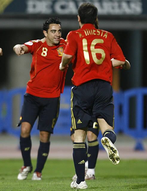 Xavi marcó el gol de la victoria de España