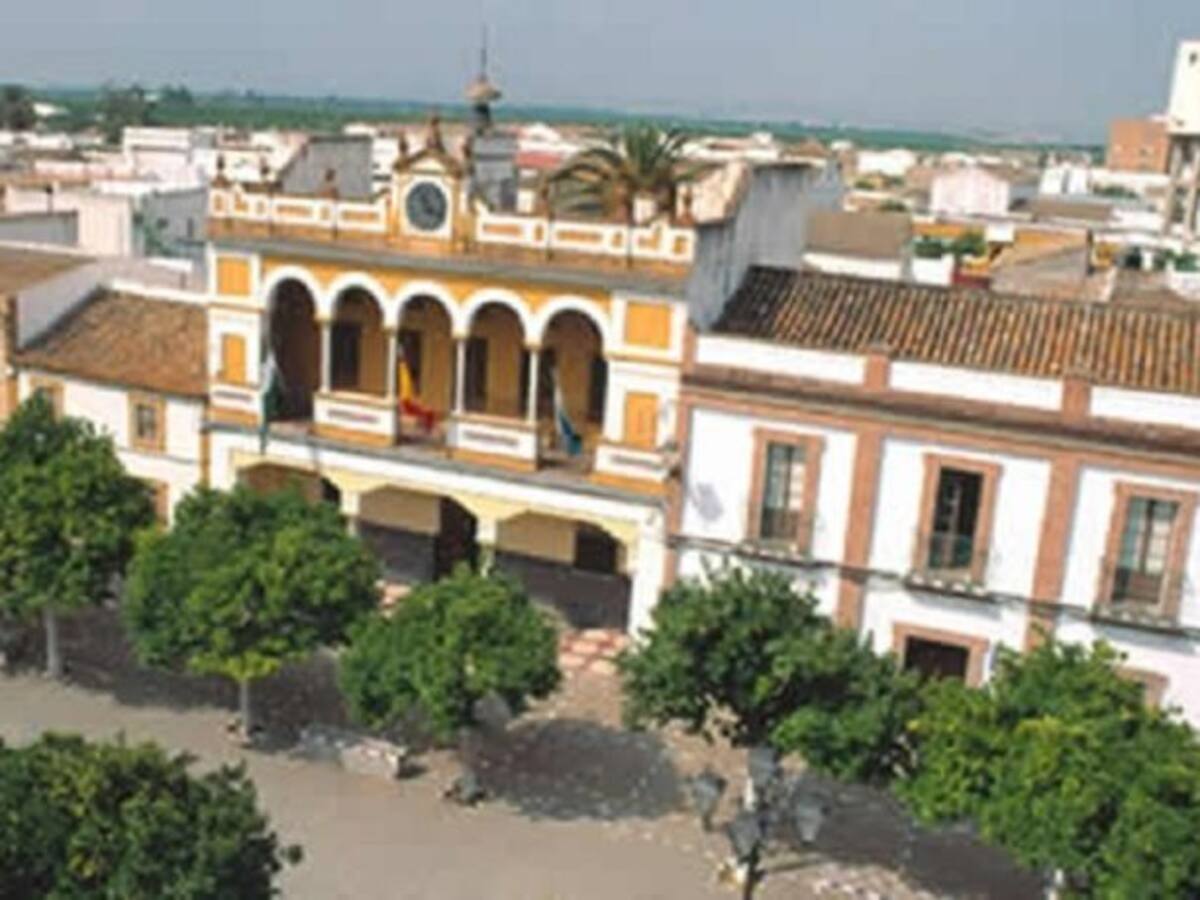 Un hombre intenta matar a su ex mujer en La Rinconada