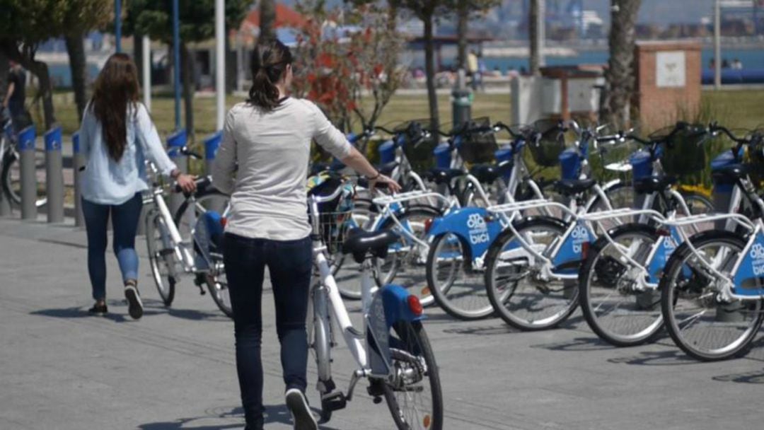 Una de las bicicletas que se pueden alquilar en Málaga capital 