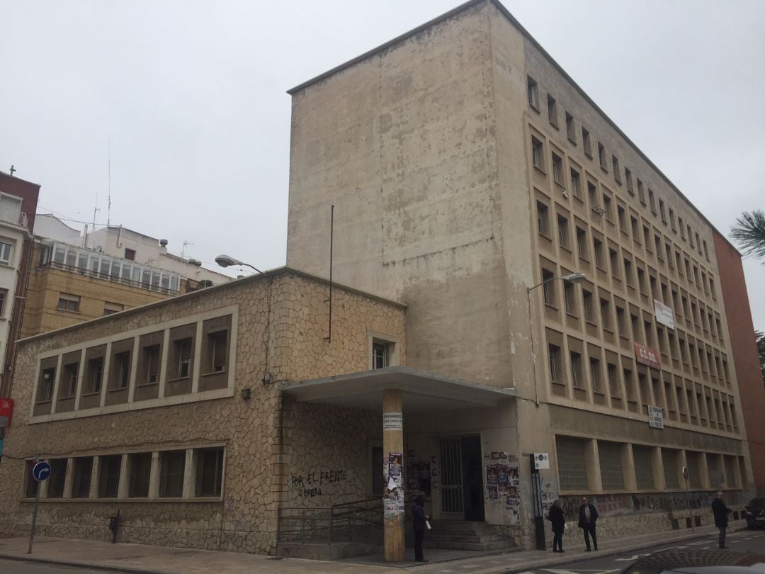 El edificio del centro de Cuenca que ocupan actualmente los sindicatos