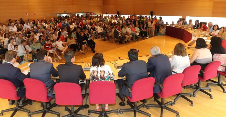 Pleno municipal en el ayuntamiento de Tres Cantos