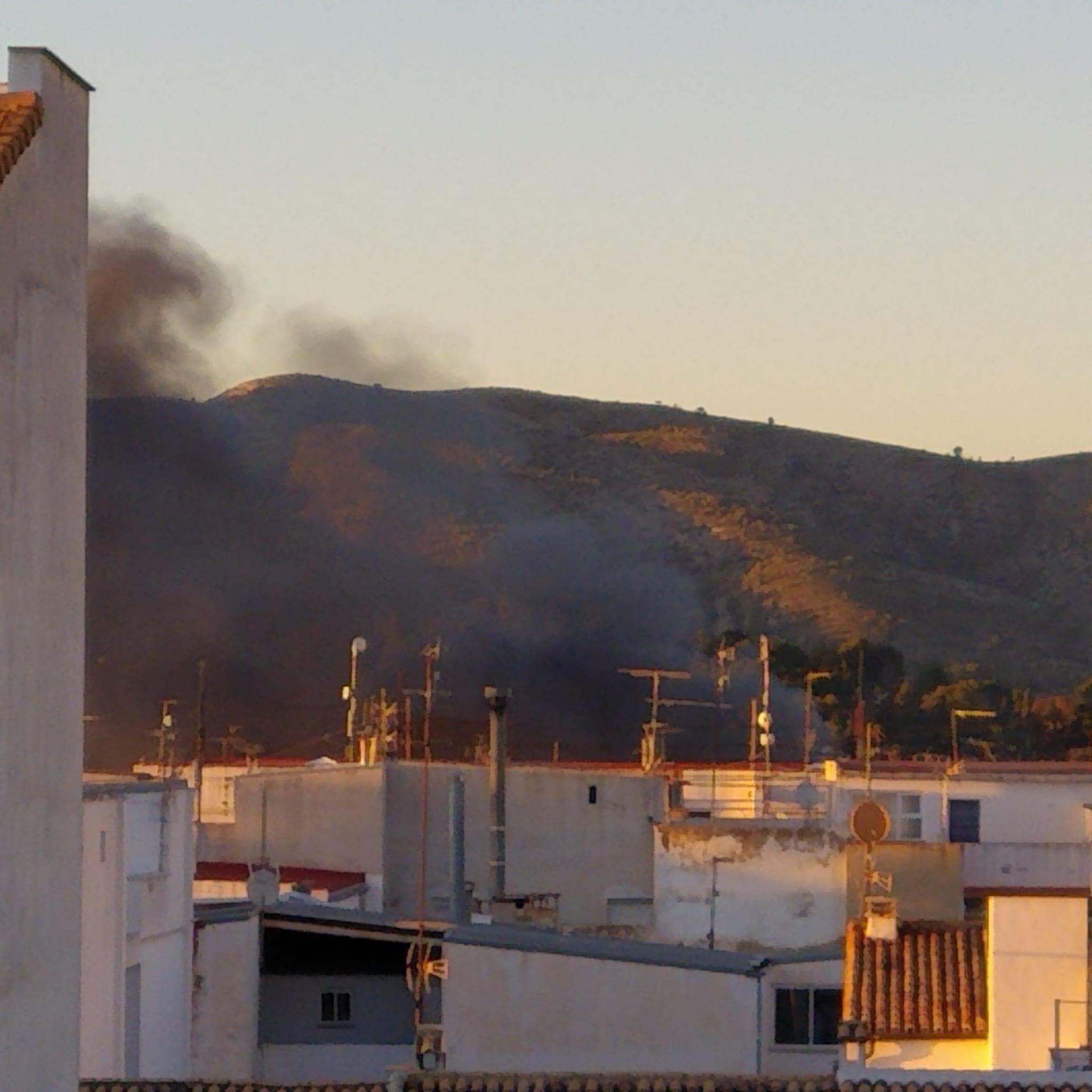 Incendio en una nave abandonada de Ontinyent