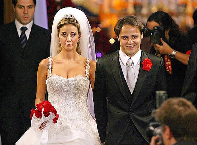 Felipe Massa y su novia en la iglesia Nuestra Señora de Brasil
