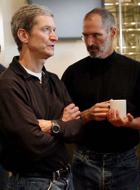 Tim Cook ha sustituido a Steve Jobs al frente de Apple