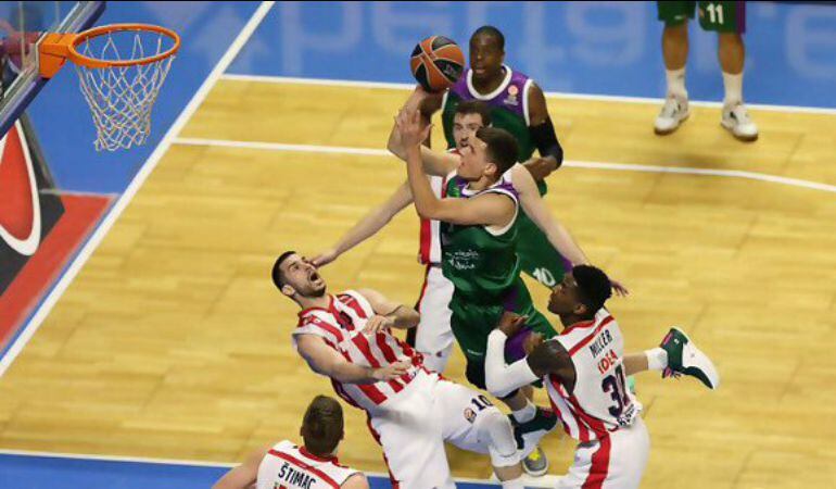 Unicaja de Málaga cayó en el Carpena con el Estrella Roja de Belgrado.