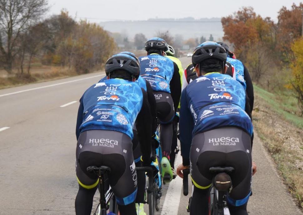 El equipo ciclista Fernando Barceló Team afronta la temporada con muchas ilusiones y novedades