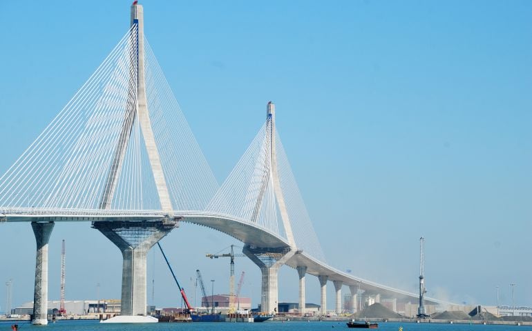 Imagen del Puente de la Constitución de 1812 desde Cádiz. 