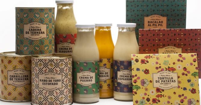 Los miembros del equipo de diseño de Petra Mora se han inspirado en los estampados de las casas de sus abuelas.