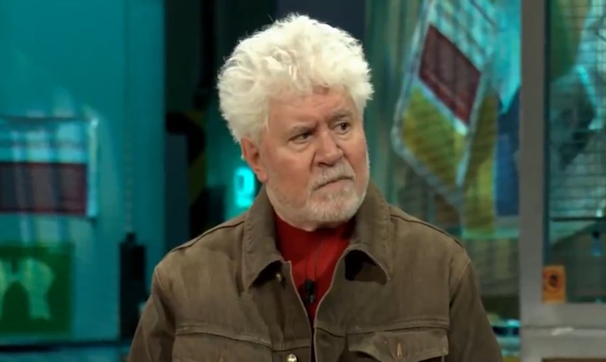 Pedro Almodóvar durante su entrevista en 'La Revuelta'