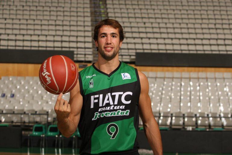 Nacho Llovet, primer fichaje del Obra para la próxima temporada