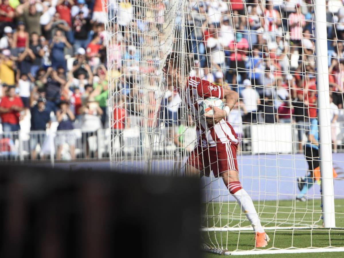 Corpas manda un SOS para salir de la crisis: "Debemos estar todos unidos"