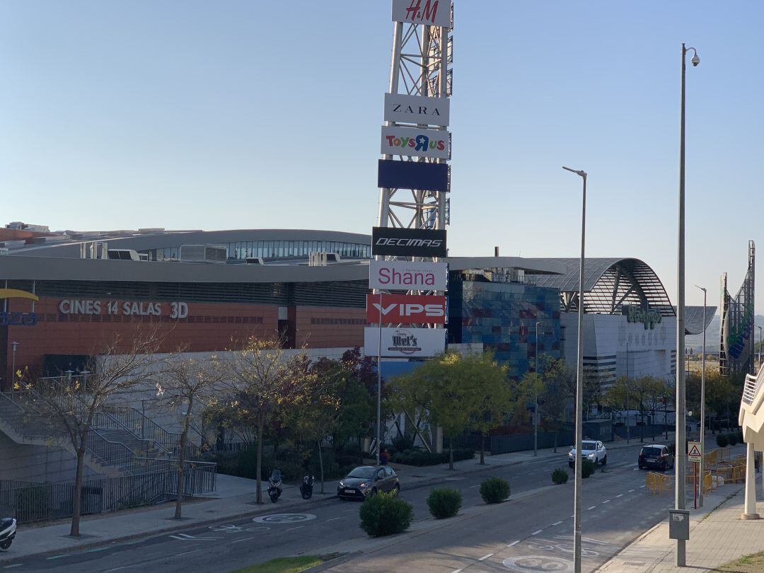 CC Ferial Plaza y Corte Inglés