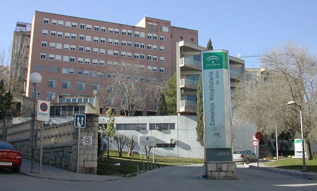 Acceso al hospital de Jaén.