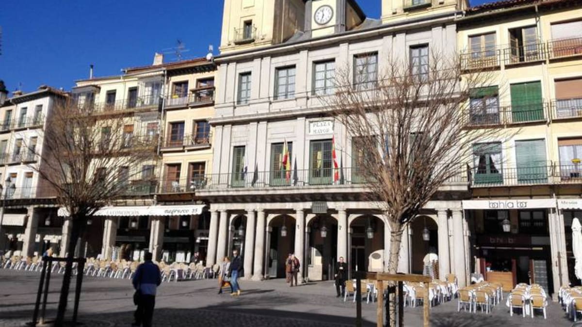 José Mazarías, alcalde de Segovia, nos habla de los temas de actualidad.