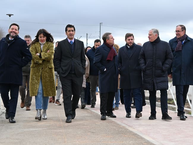 Autoridades en la pasarela Ciudad Real-Miguelturra