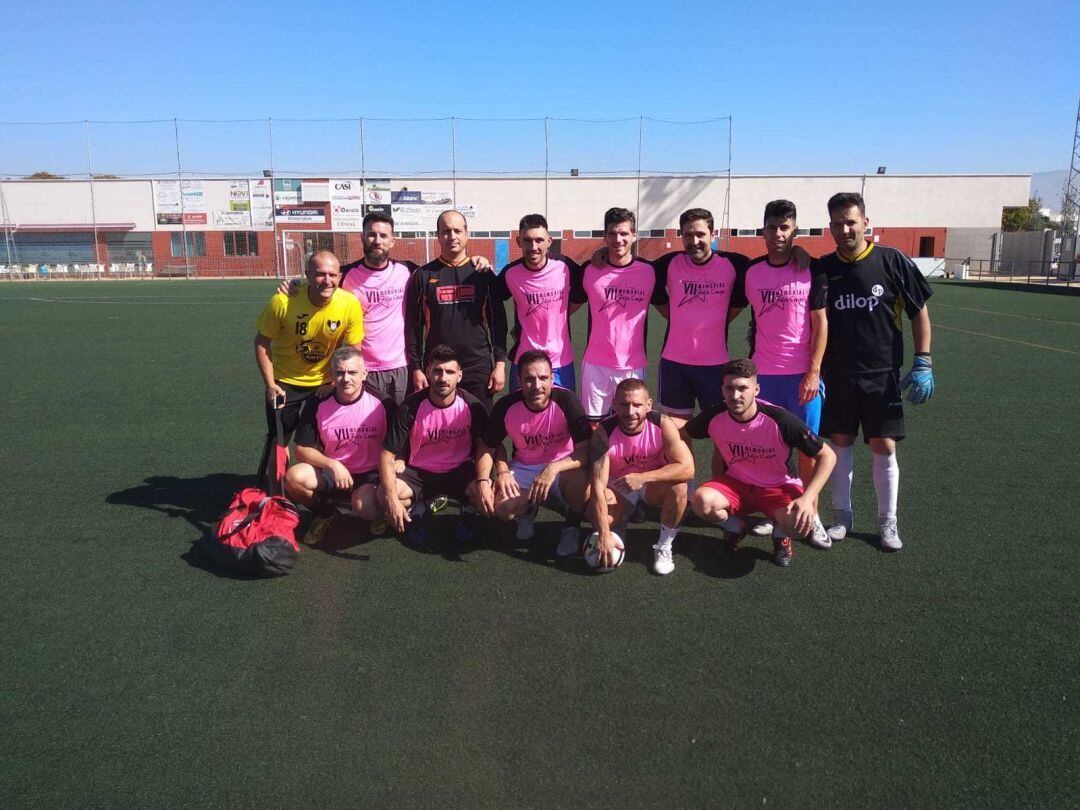 El equipo de familiares y amigos de Félix Crespo.