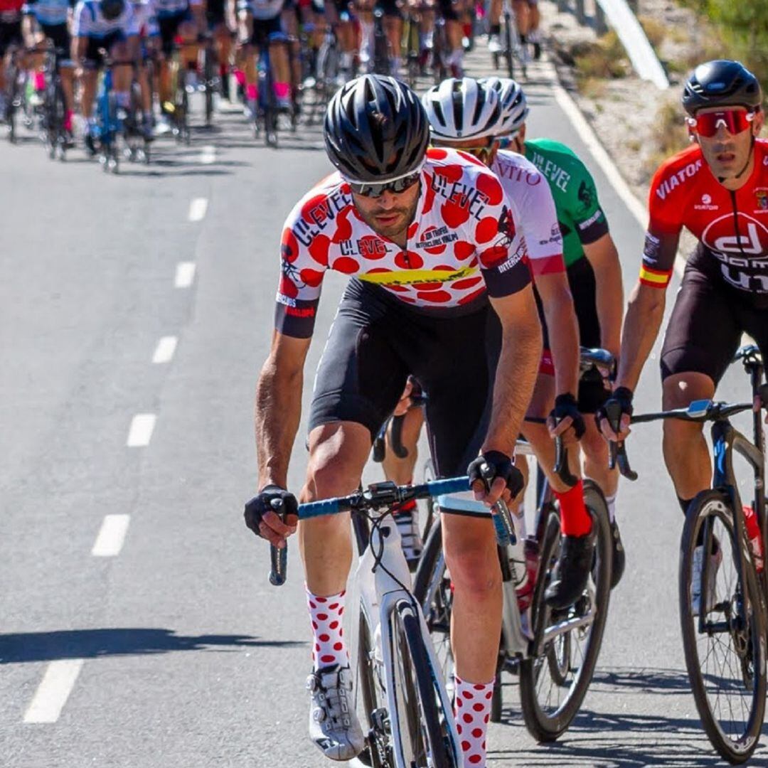 Sergio Verdú acabó enfundándose el maillot de lunares