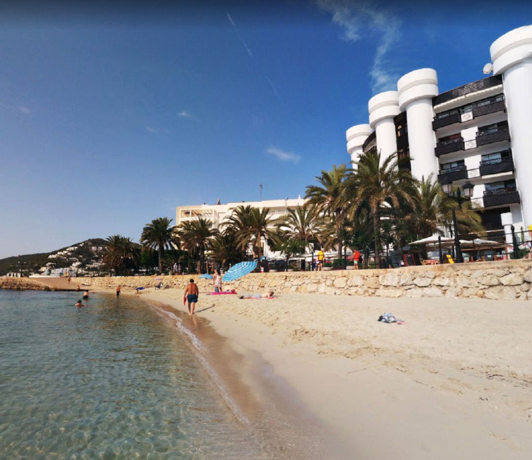 Imagen de la playa de Santa Eulària