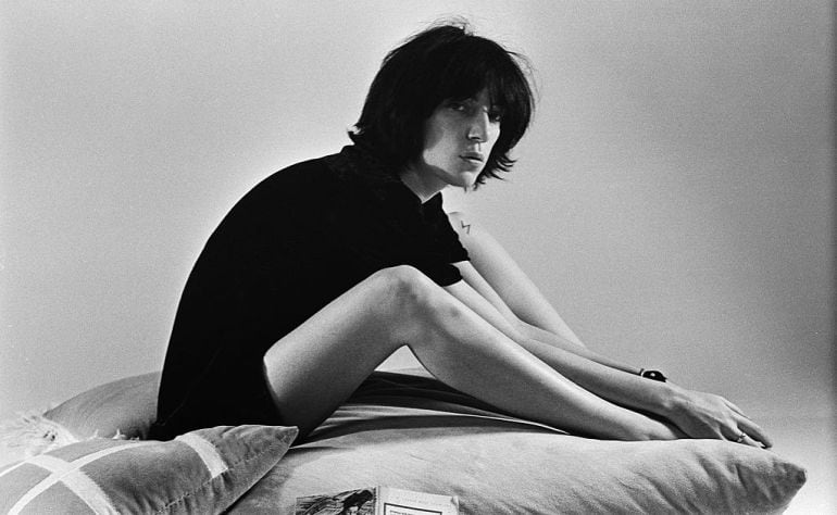 Patti Smith en una fotografía tomada en California en 1974, un año antes del lanzamiento de su primer álbum