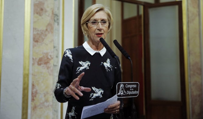 La líder de UPyD, Rosa Díez, en el debate de totalidad del proyecto de ley de presupuestos generales del Estado para 2015