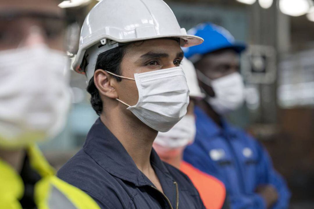 Trabajadores de la industria durante la pandemia