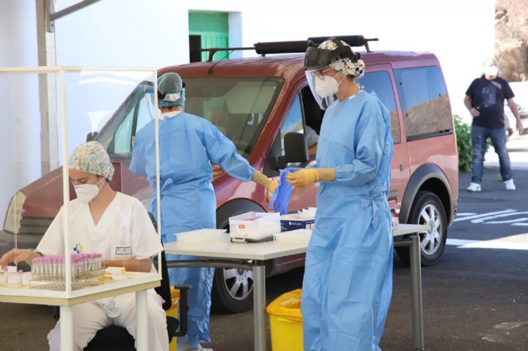 Imagen de archivo del Auto Covid en Lanzarote.