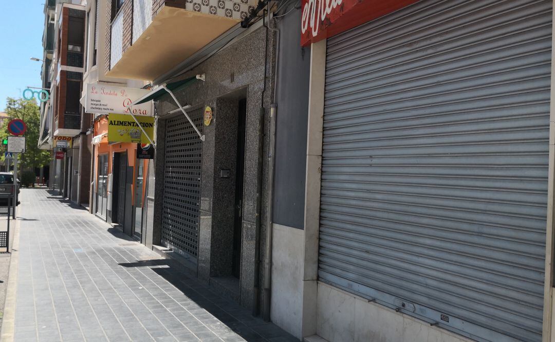 Imagen exterior de los pequeños comercios de Almassora