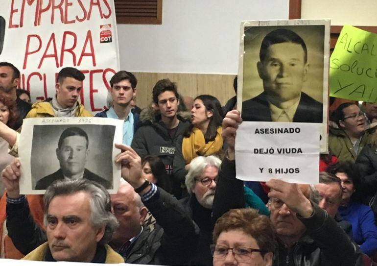 Pleno en el Ayuntamiento de Córdoba donde se ha aprobado el dictamen de la comisión de la Memoria