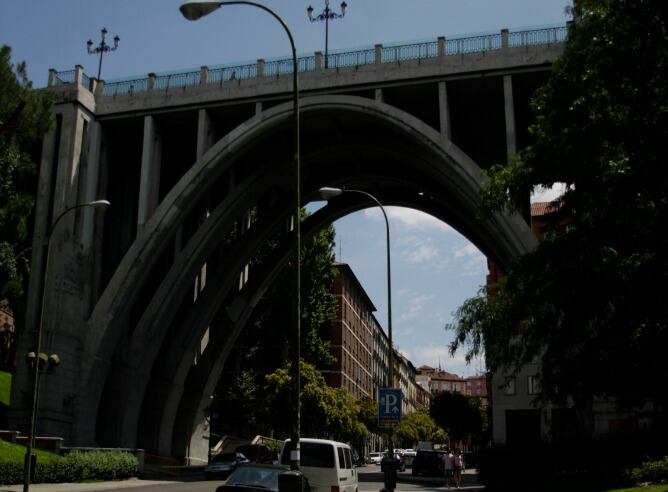 Arco del Puente de Segovia