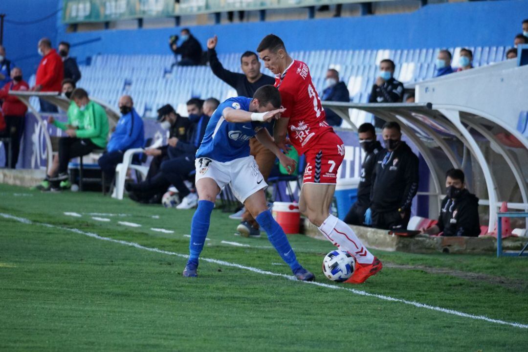 Fotografía del partido entre Linares y Real Murcia