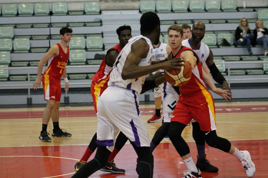 Momento del partido frente al UCAM Murcia