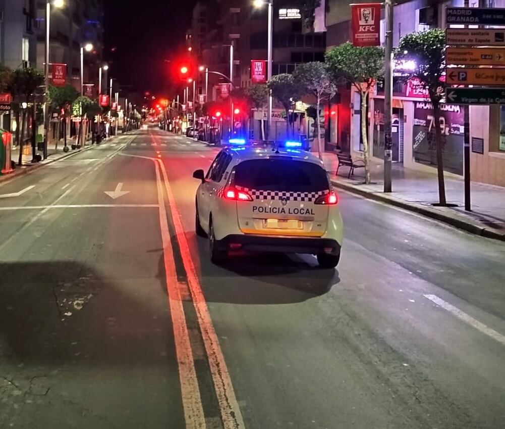 Vehículo de la Policía Local de Jaén.