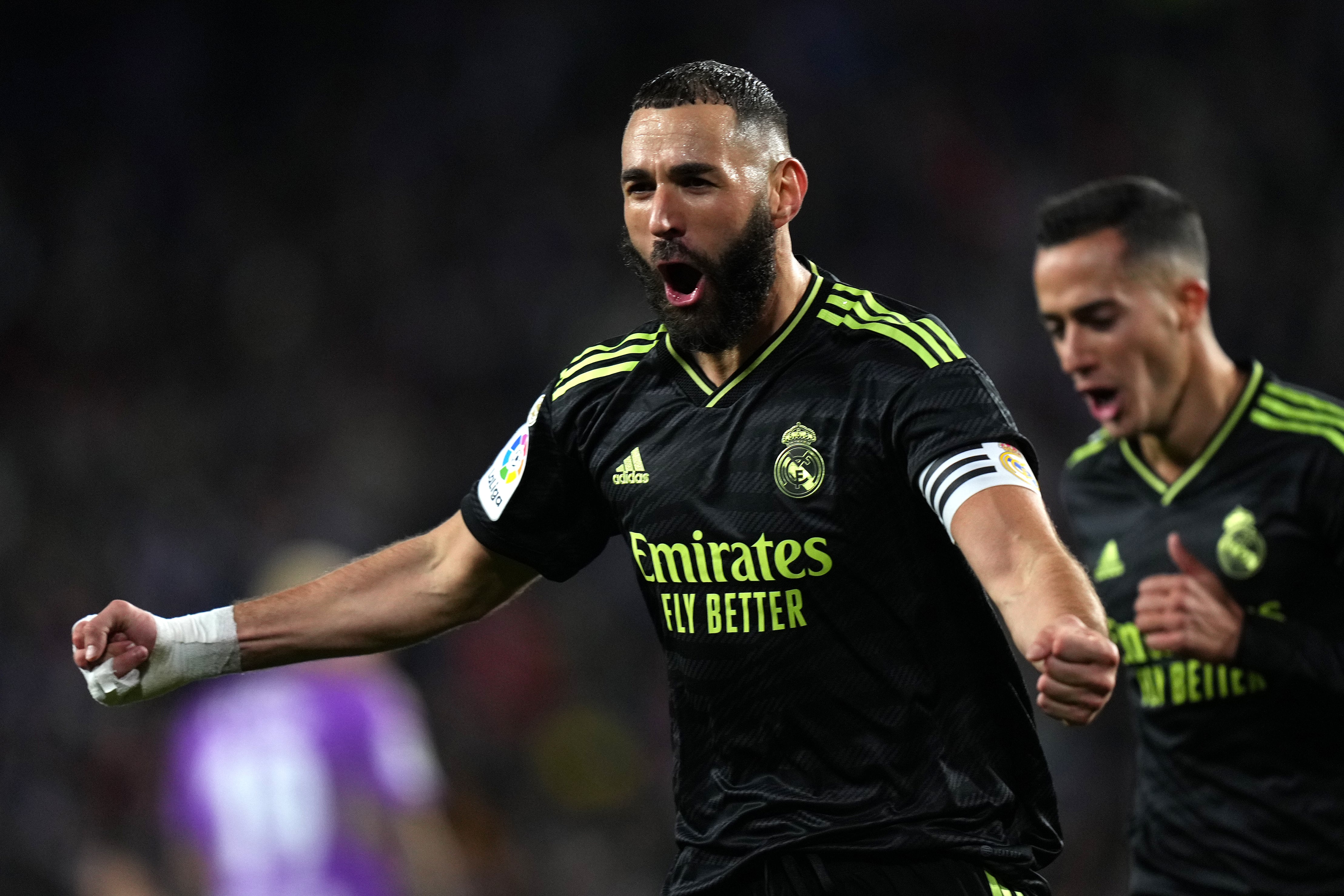 Karim Benzema celebra el segundo gol