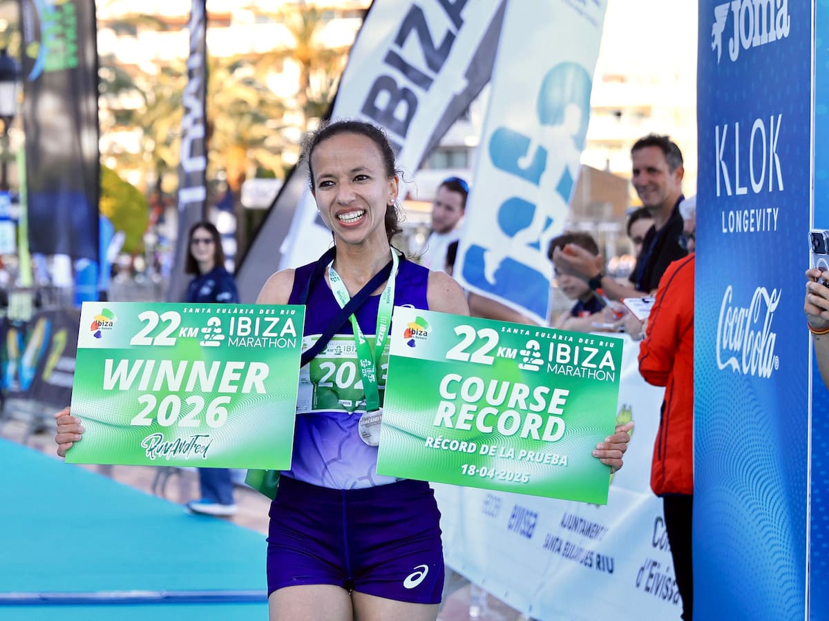 Récord y exhibición de Fátima Azzahraa Ouhaddou y Lidia Campo en el Santa Eulària Ibiza Marathon más multitudinario