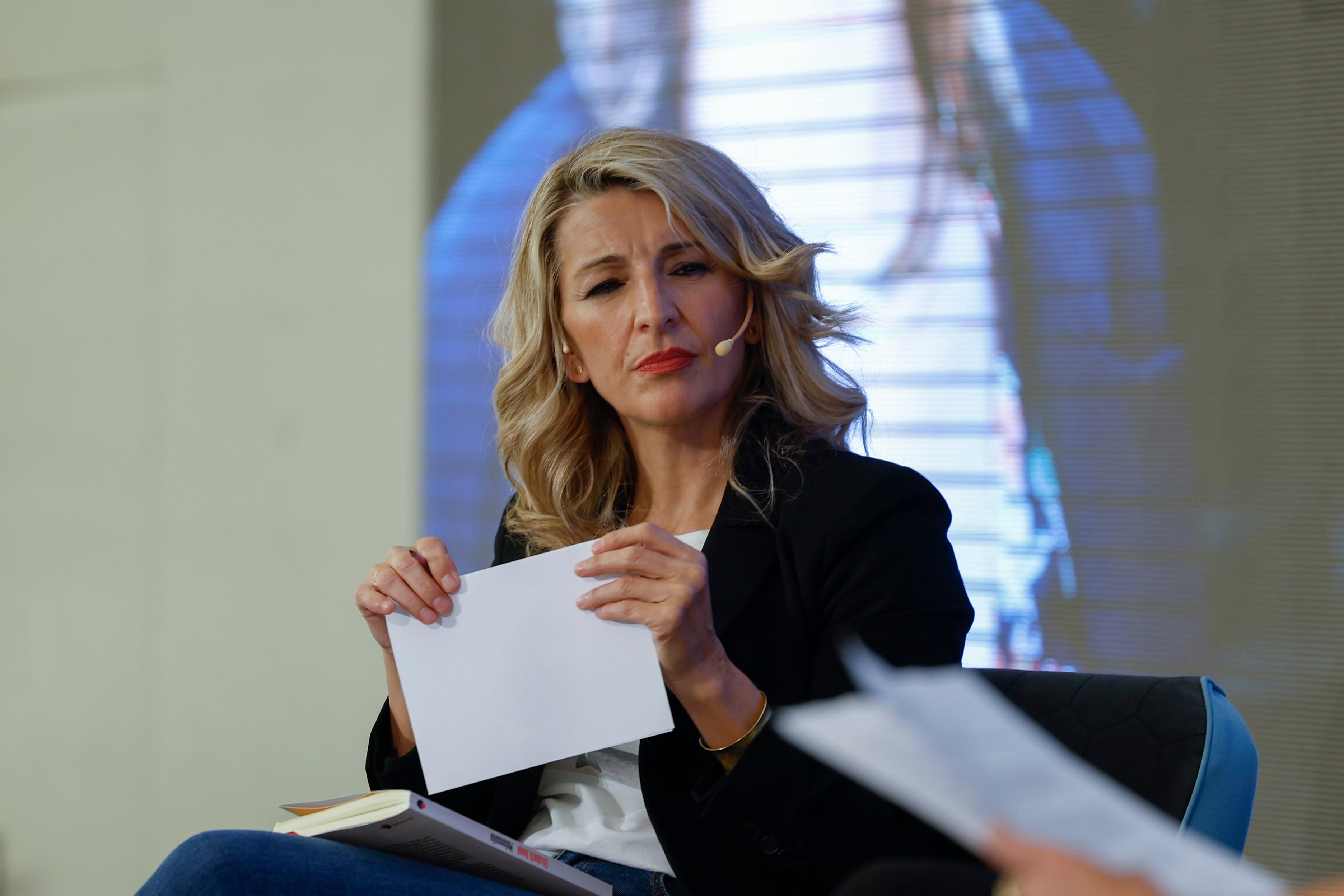 La vicepresidenta segunda y ministra de Trabajo y Economía Social, Yolanda Díaz, en un acto en Madrid este abril.