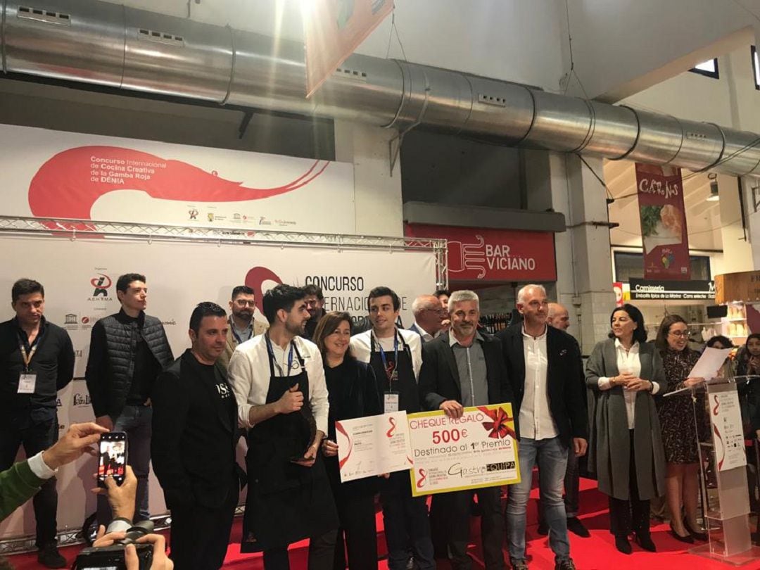 El chef Alejandro Serrano, ganador del VIII Concurso Internacional de Cocina Creativa de la gamba roja de Dénia.