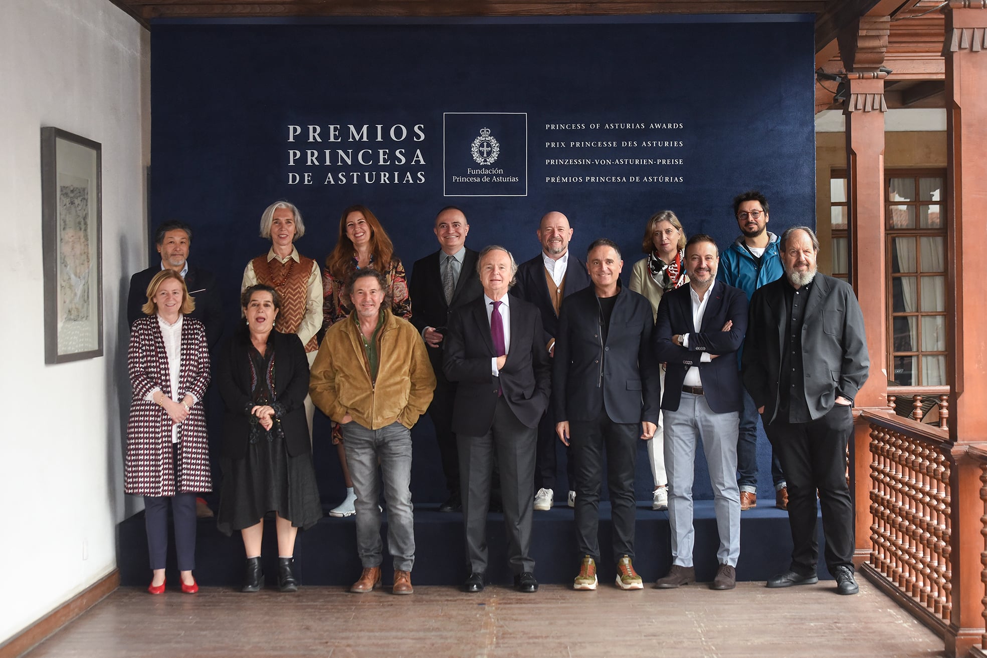 Los miembros del jurado de las Artes, reunidos hoy en Oviedo