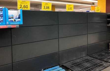 Estanterias sin papel higiénico en algunos supermercados de Gandia