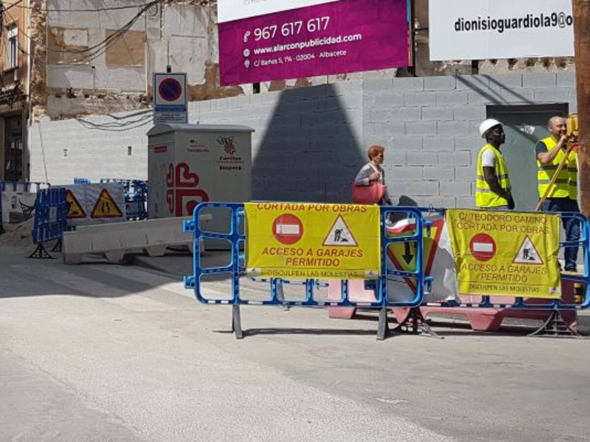 Las calles Teodoro Camino, Carnicerías y Marqués de Víllores siguen cortadas