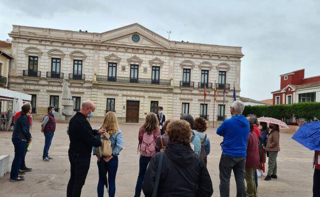 En la ruta por el casco antiguo y la Plaza de España de Alcázar de San Juan este domingo