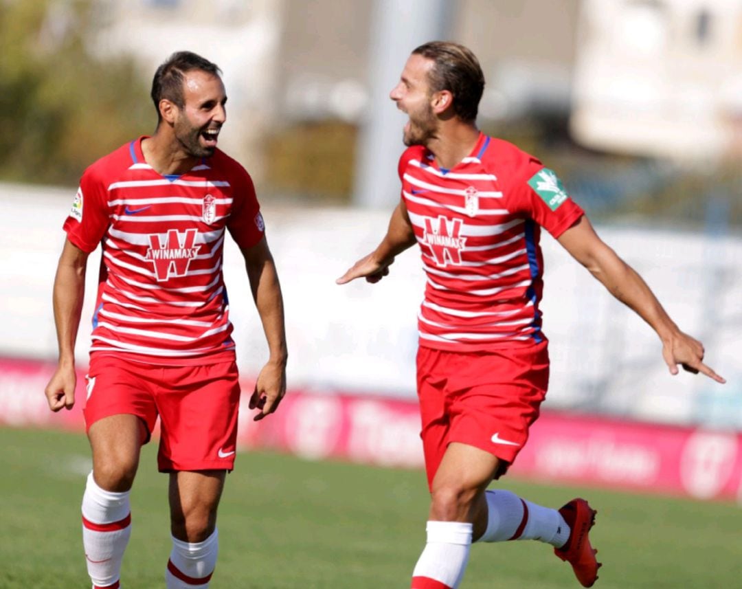 Soldado celebra el gol